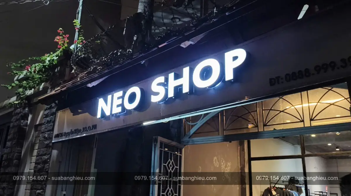 Bảng Hiệu Alu Chữ Nổi Cửa Hàng Thời Trang Neo Shop