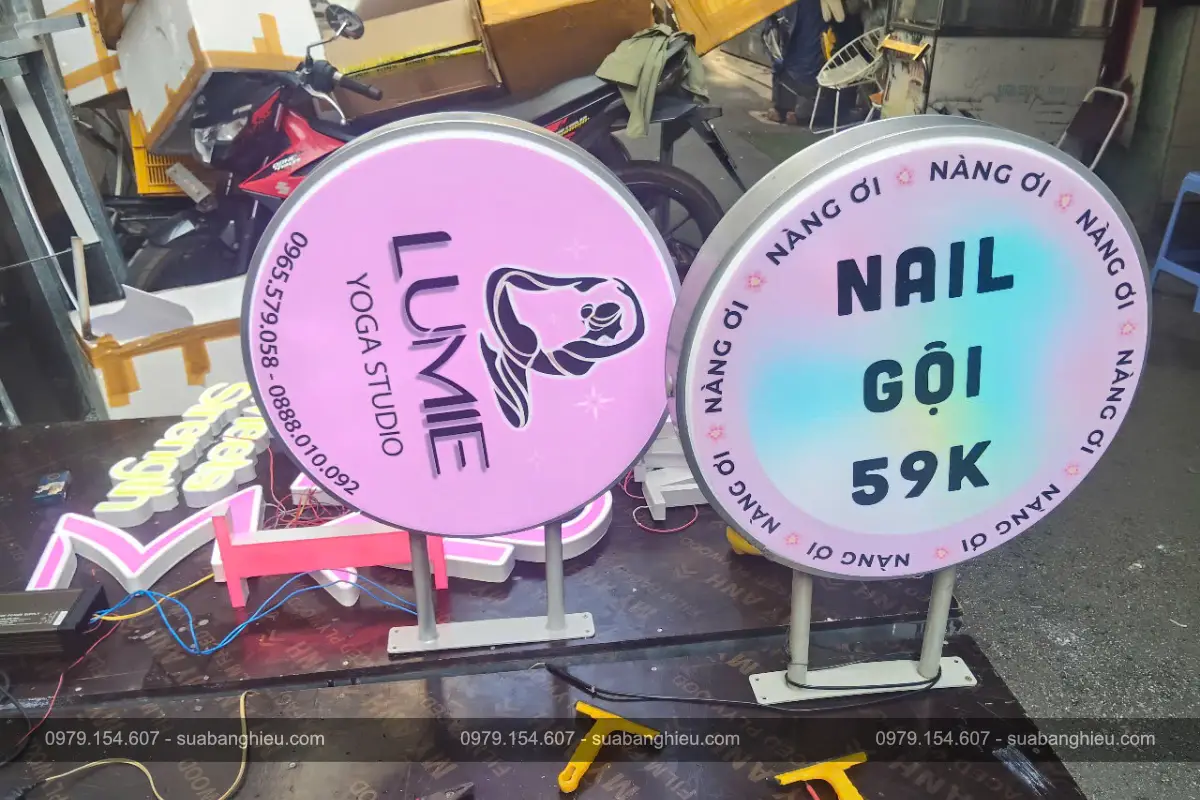 Bảng Hiệu Hộp Đèn Tròn Nail Nàng Ơi