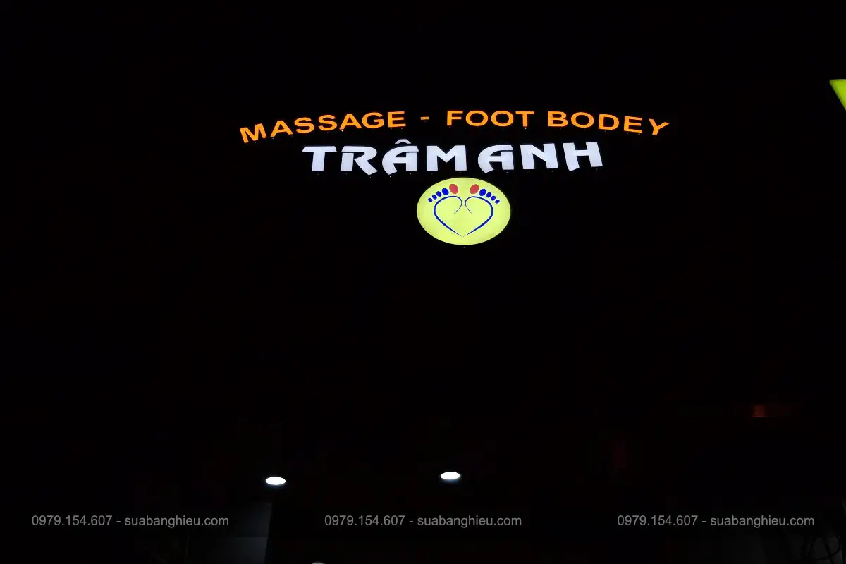 Bảng Hiệu Đèn Led Chữ Nổi Massage Foot Bodey Trâm Anh