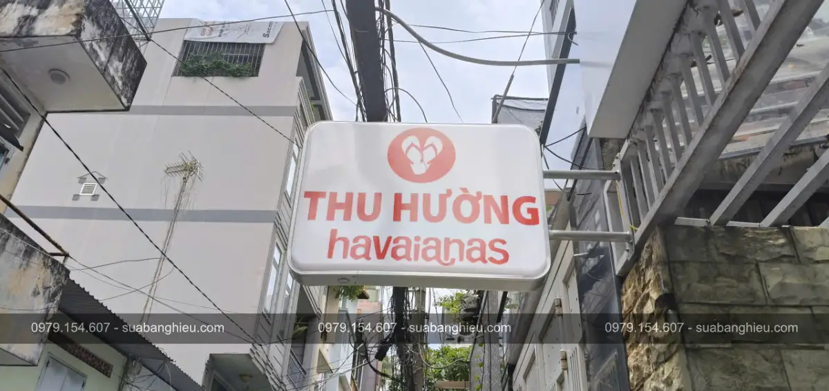 Hộp Đèn Chữ Nhật Thu Hường Havaianas