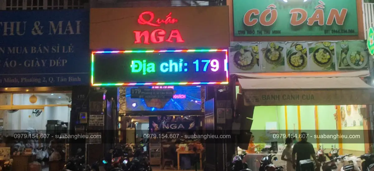 Bảng Hiệu Hộp Đèn Led Chạy Chữ Quán Nga - Karaoke Gia Đình