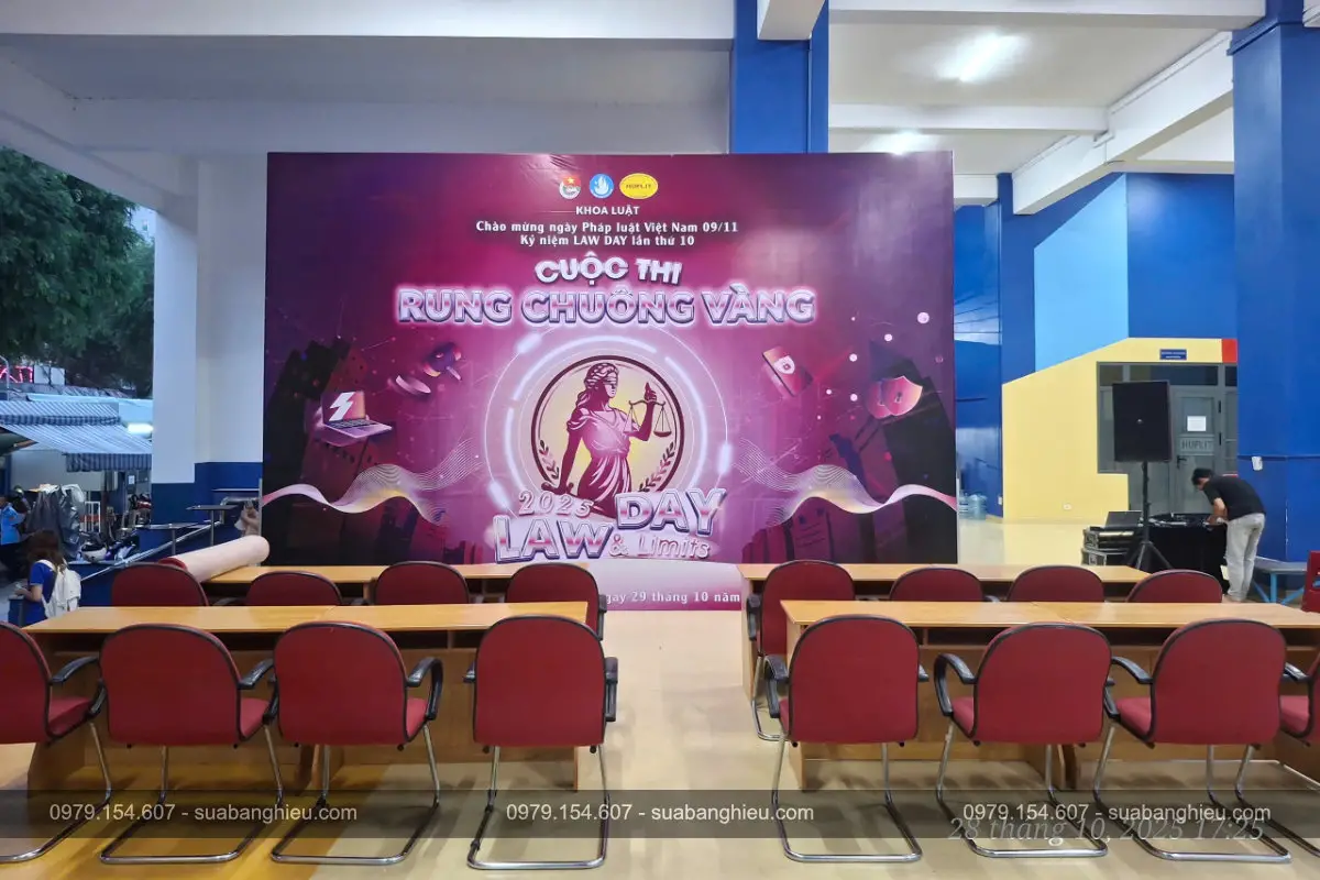 Backdrop Sự Kiện Cuộc Thi Rung Chuông Vàng Kỷ Niệm Law Day Lần Thứ 10 Tại Huflit