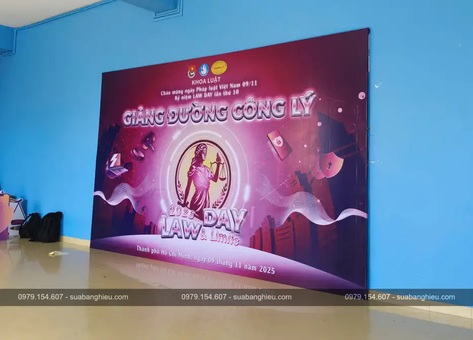 Backdrop Hiflex Chào Mừng Ngày Pháp Luật Việt Nam Và Kỷ Niệm LAW DAY Lần Thứ 10