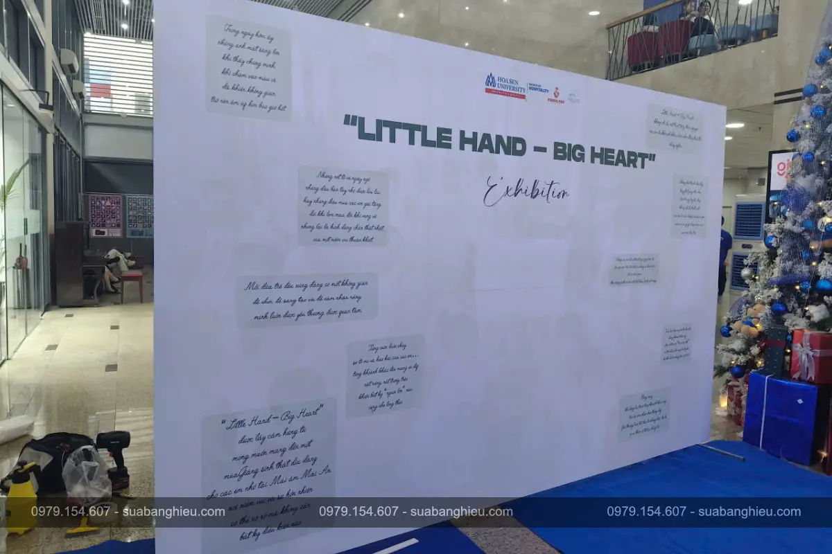 Backdrop Formex Sự Kiện Little Hand - Big Heart Tại Trường Đại Học Hoa Sen