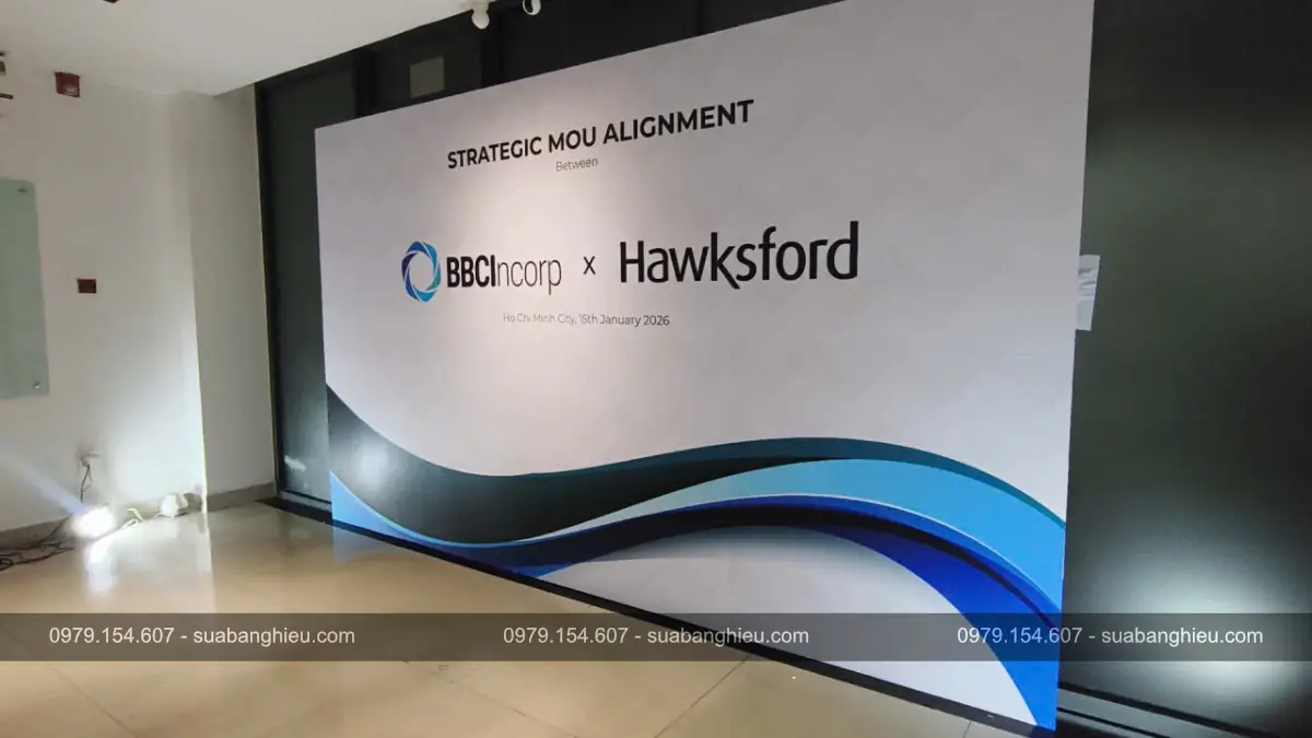 Backdrop Bạt Hiflex Sự Kiện Hợ Tác BBCIncorp Và Hawksford