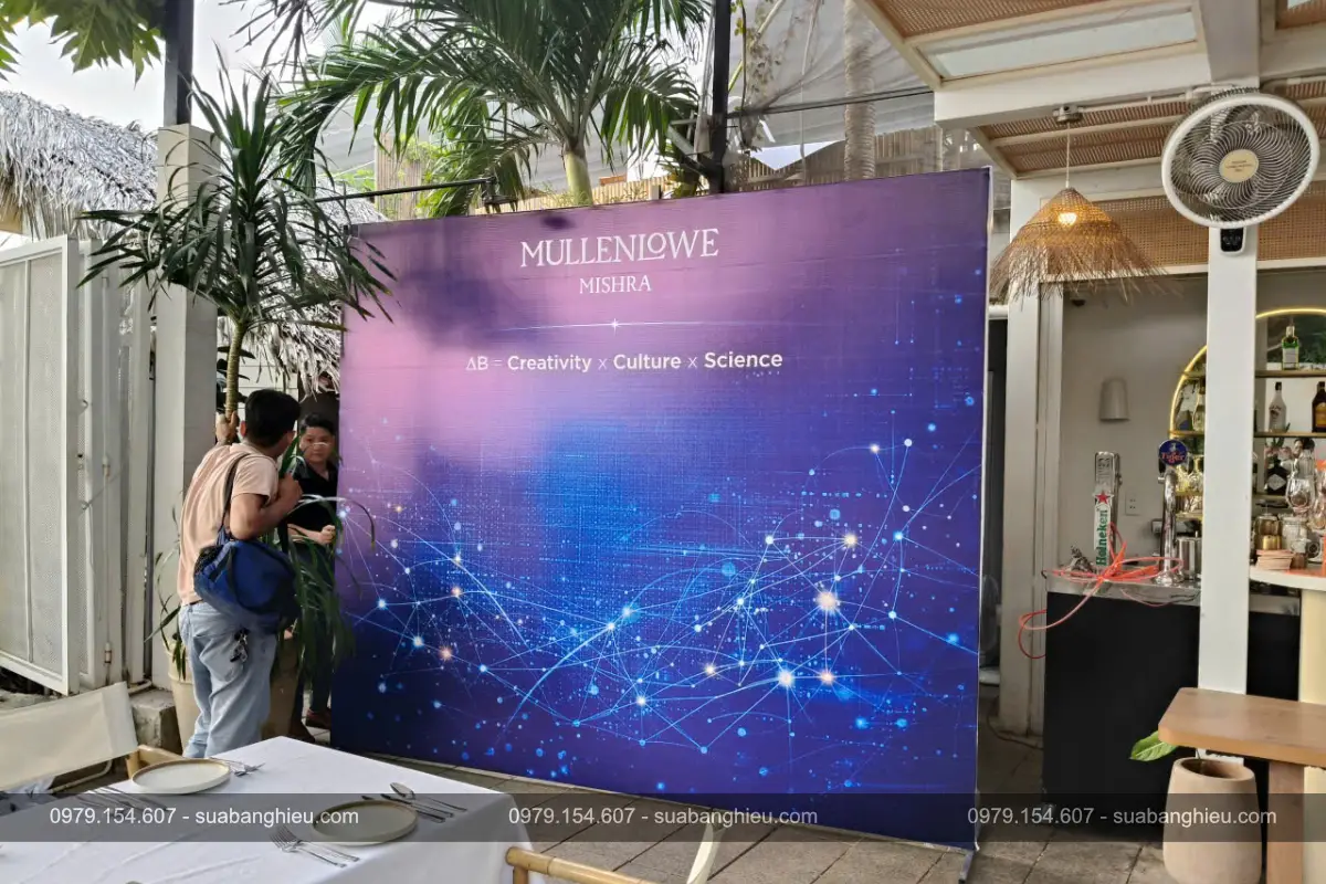 Backdrop Hiflex Tại Sự Kiện Mullenlowe Mishra Việt Nam